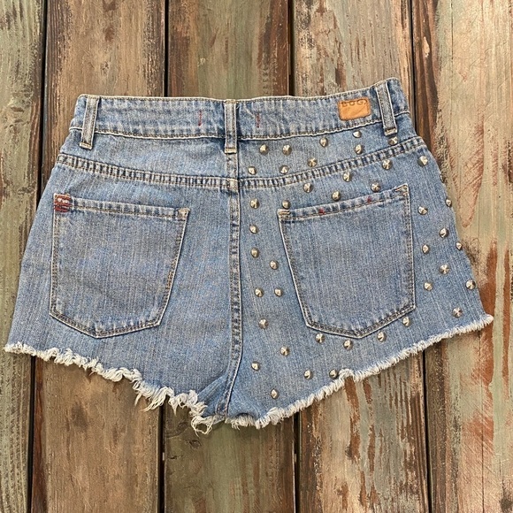 BDG High Rise Cheeky Cutoffs Denim Shorts Distressed With Silver Studs Sz 8 (29) - Picture 10 of 11